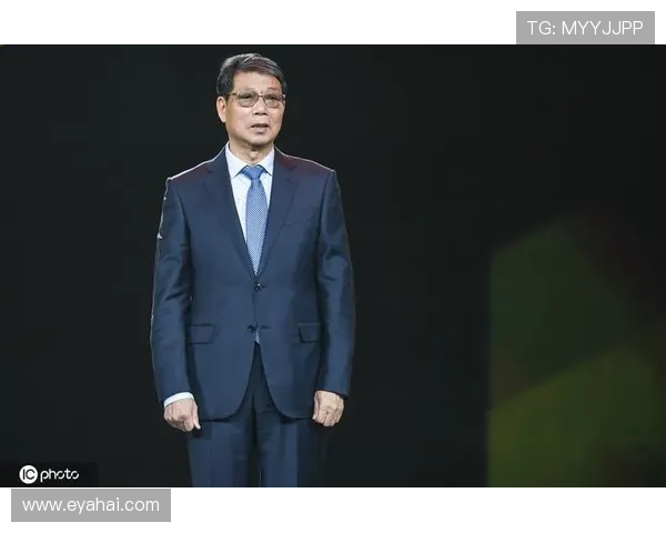 徐根宝七十载情深祝寿佳话